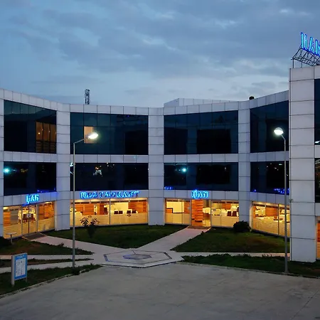 Han Hotel Otel 3*