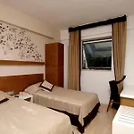 Han Hotel Otel 3*