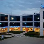 Han Hotel Otel 3*