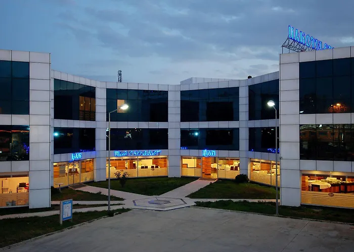 Han Hotel מלון 3*