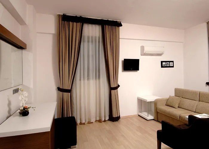 Han Hotel מלון 3*